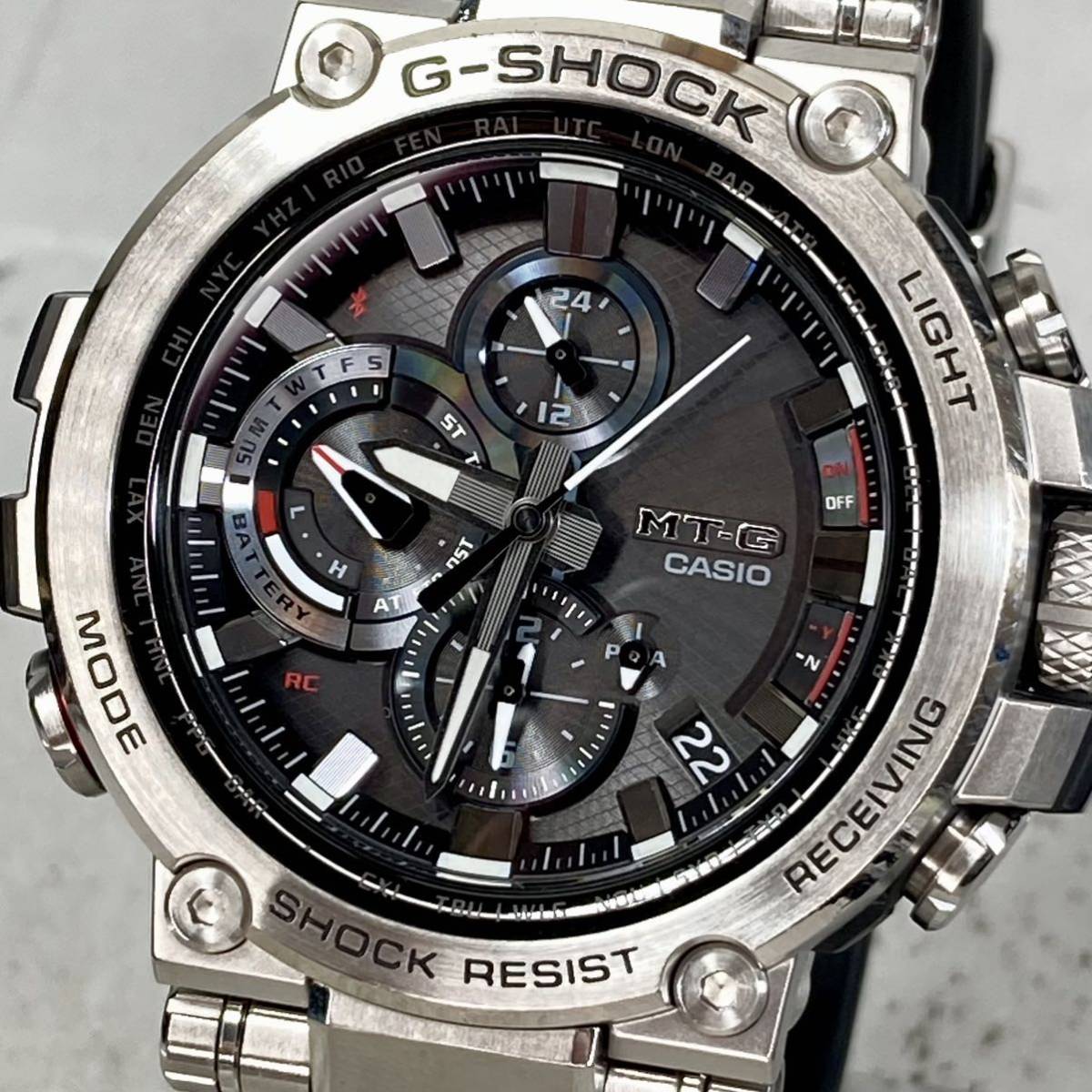 極美品 箱説タグ付G-SHOCK MTG-B1000-1AJF MT-G タフソーラー 電波受信
