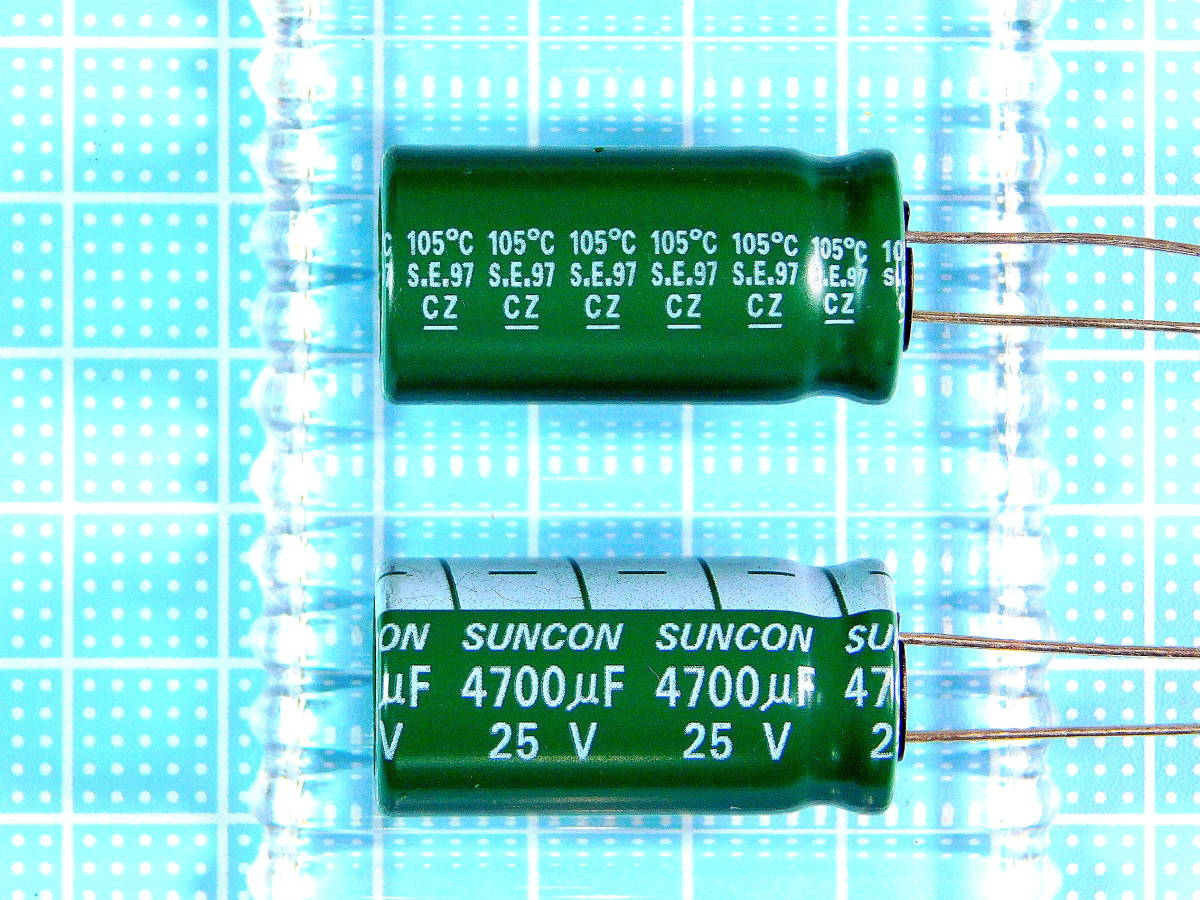 電解コンデンサー　25Ｖ　4700μＦ　105℃　　　　　　　　　1個_画像1