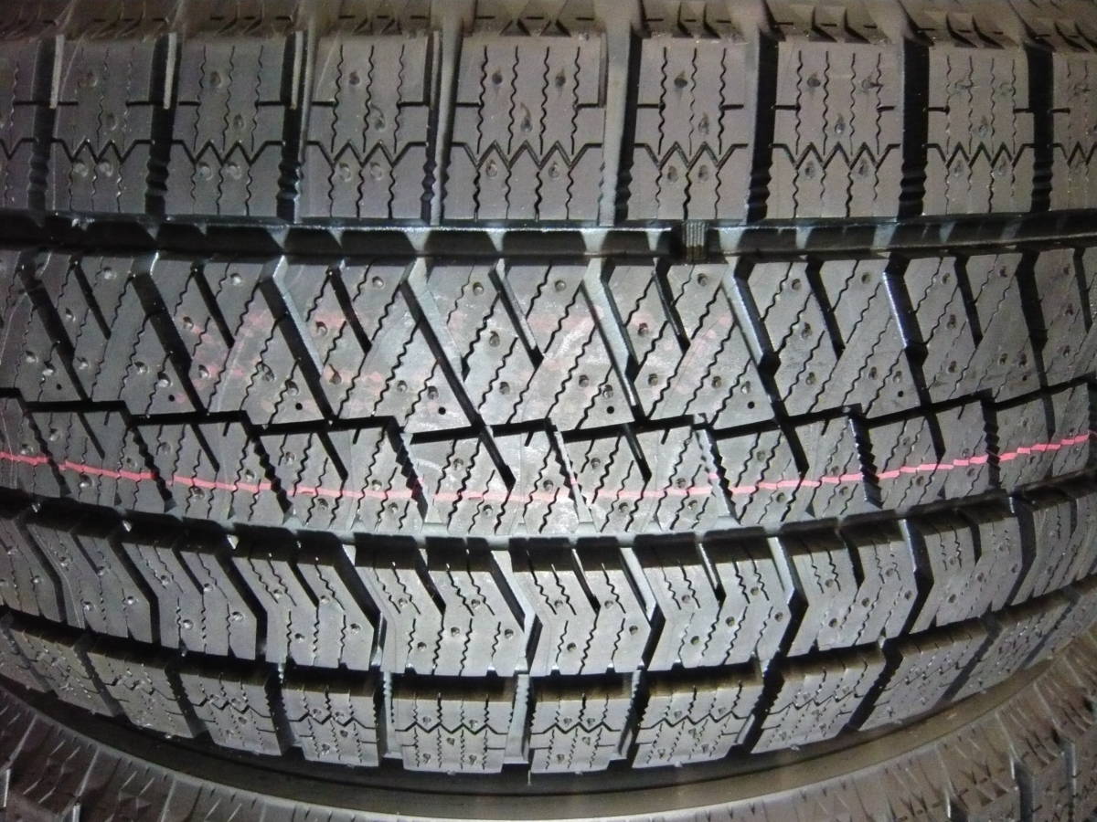 中古品 BRIDGESTONE BLIZZAK VRX 2　215/60R17　4本セット/ブリッザック_画像5