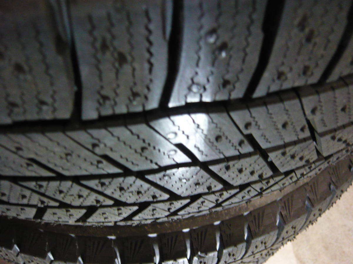 中古品 BRIDGESTONE BLIZZAK VRX 3　185/60R16　4本セット/ブリッザック_画像7