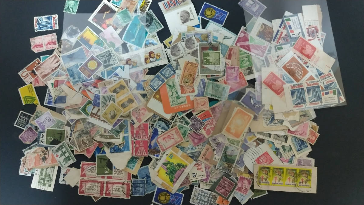 [ stamp ] foreign stamp abroad stamp America Europe China etc. used .( one part unused )[ together ]