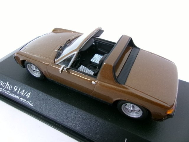 ミニチャンプス 1/43 ポルシェ 914/4 1970 ブラウンメタリック (4572-635)_画像6