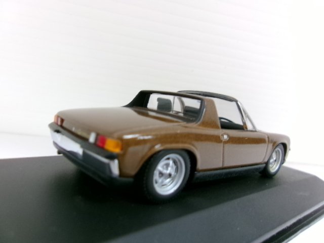 ミニチャンプス 1/43 ポルシェ 914/4 1970 ブラウンメタリック (4572-635)_画像2