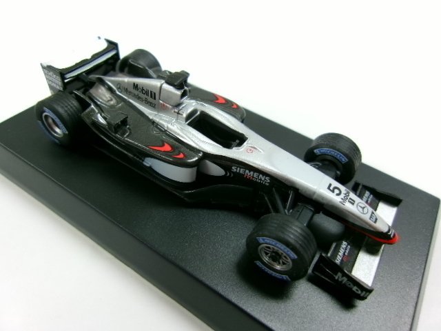 京商 サークルK 1/64 マクラーレン ミニカー シリーズ MP4-17D #5 /MP4/9 #7 セット (4572-602)_画像4