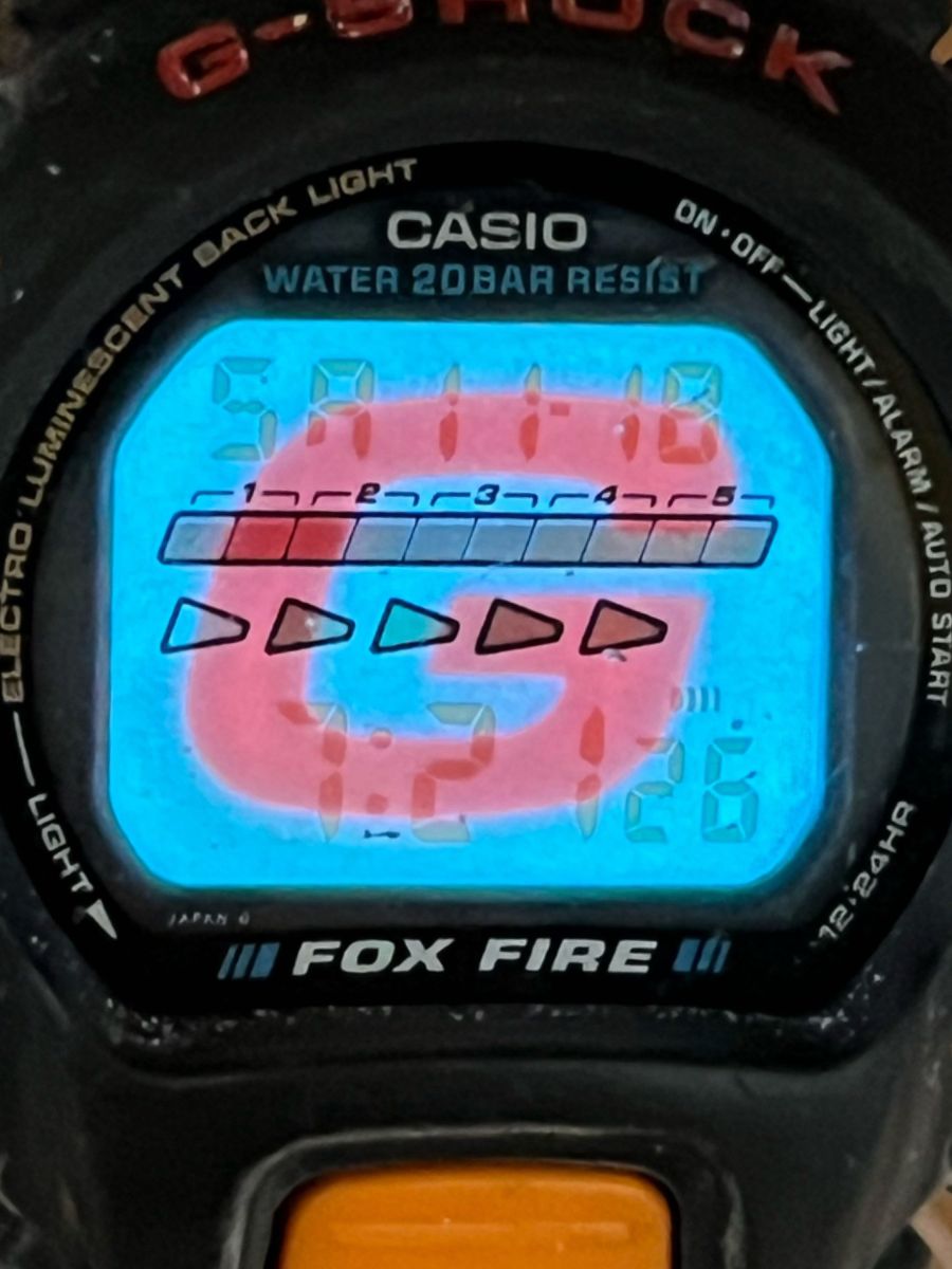 CASIO G-SHOCK FOX FIRE ELバックライト搭載 電池交換済み CASIO G-SHOCK FOX FIRE ELバックライト搭載 電池交換済み