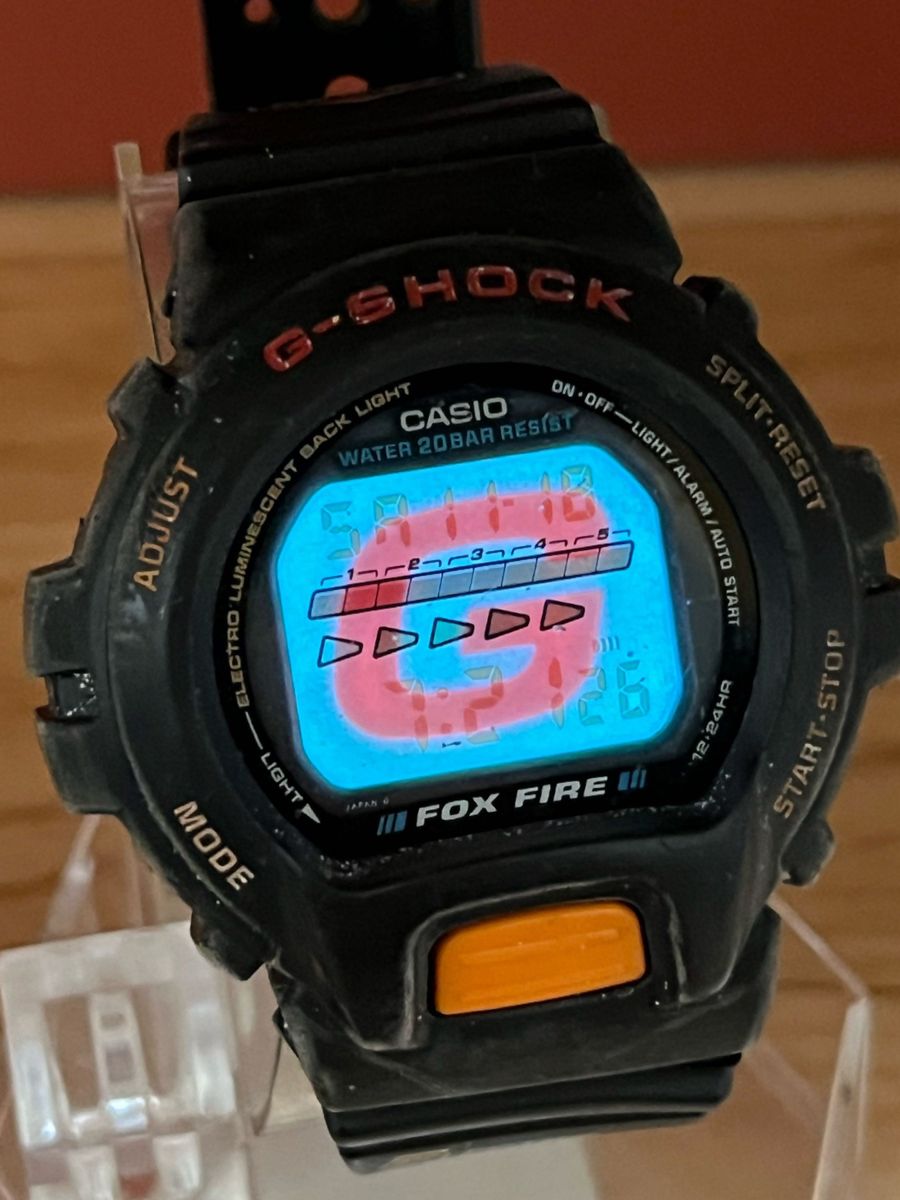 CASIO G-SHOCK FOX FIRE ELバックライト搭載 電池交換済み CASIO G-SHOCK FOX FIRE ELバックライト搭載 電池交換済み