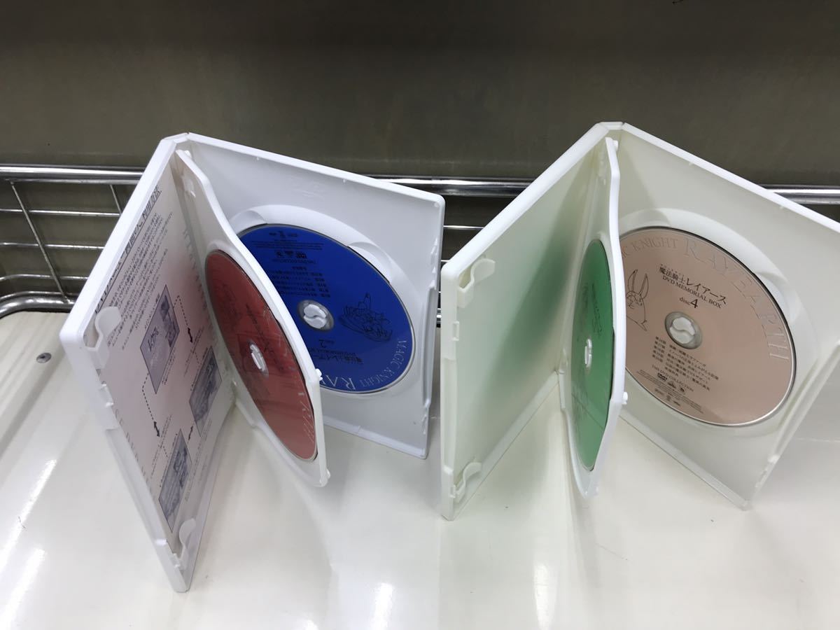 【初回限定生産品】DVDメモリアルボックス　魔法騎士レイアース　全10巻+CD1枚（松尾早人ミュージックセレクション　）原作：CLAMP_画像3