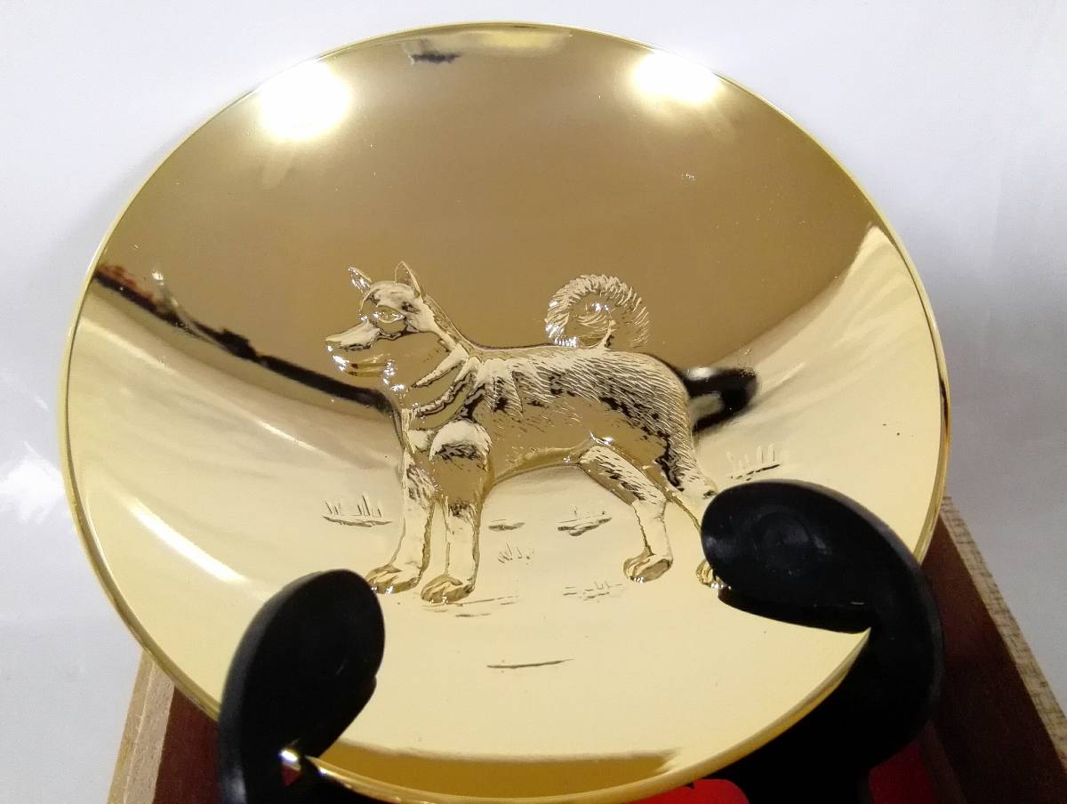     原文:金盃　金杯　箱入り★　骨董　24KGP 犬　戌　戌年　柴犬　shiba dog　金　金製品　中国　新品