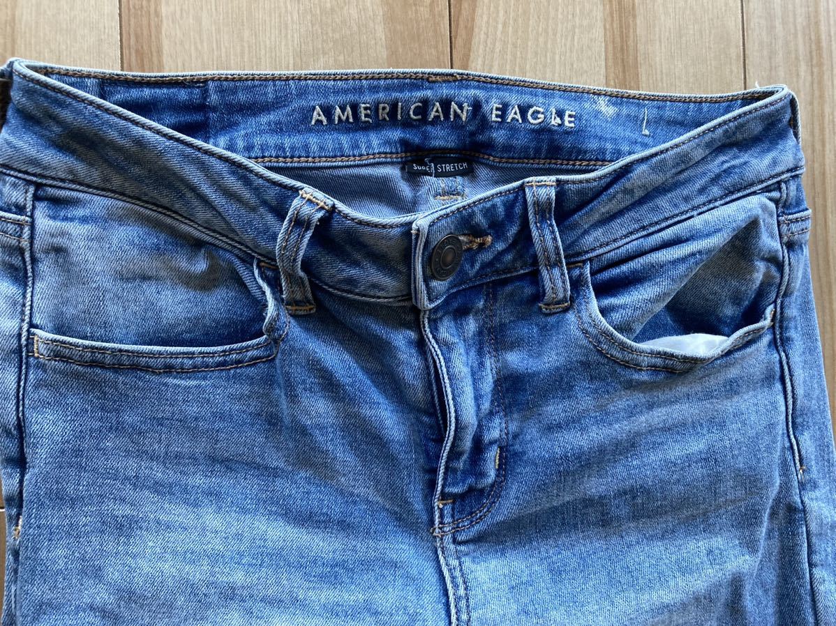 AMERICAN EAGLE OUTFITTERS アメリカンイーグル US4 ショート　スーパーストレッチ ジェギング　デニムパンツ ダメージ加工　Gパン_画像3