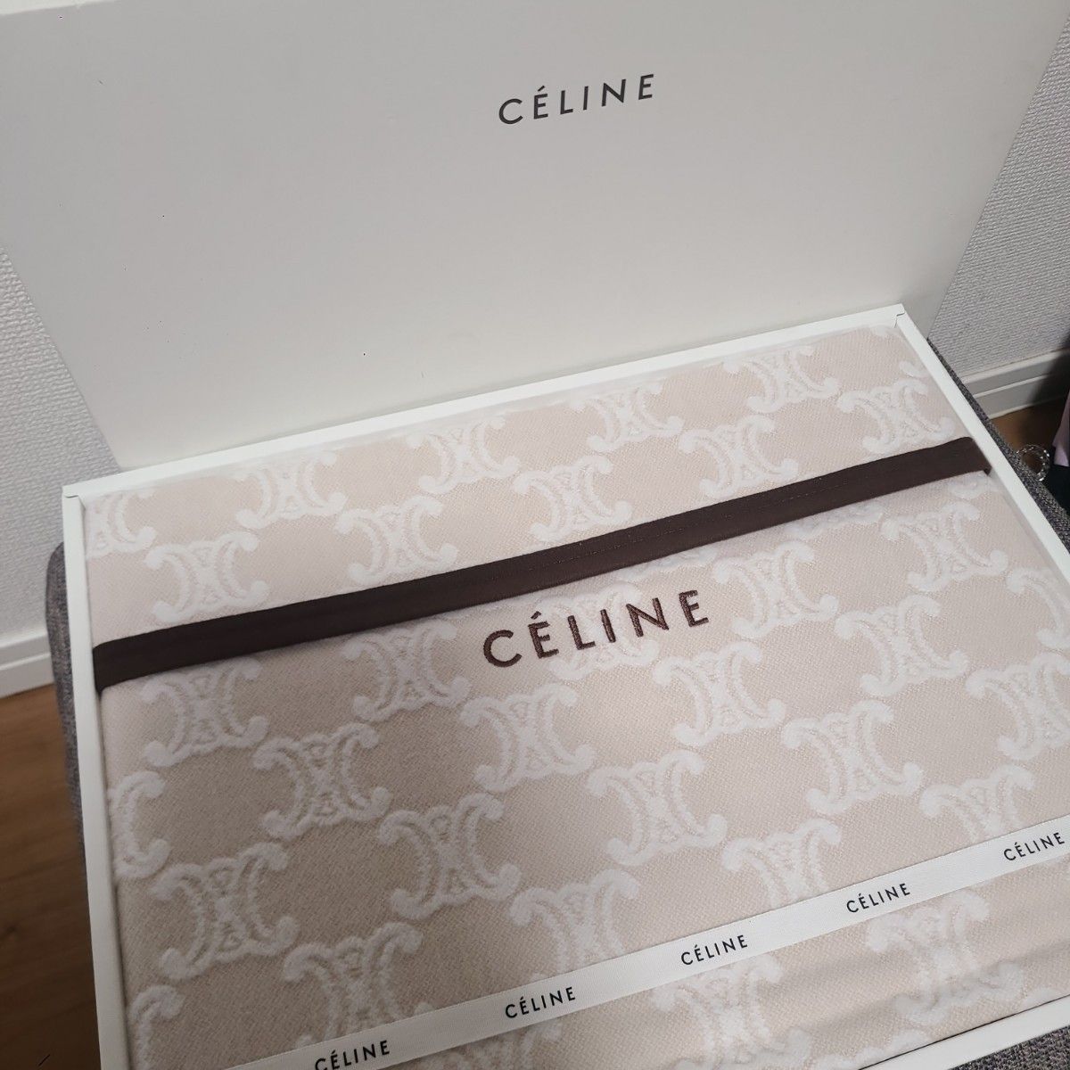 未使用 CELINE セリーヌ 綿毛布 寝具 マカダム ロゴ|Yahoo 未使用 CELINE セリーヌ 綿毛布 寝具 マカダム ロゴ|Yahoo