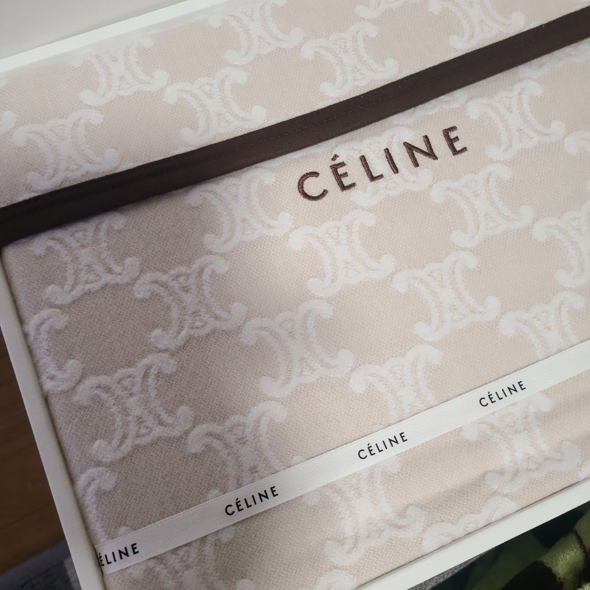 未使用 CELINE セリーヌ 綿毛布 寝具 マカダム ロゴ|Yahoo 未使用 CELINE セリーヌ 綿毛布 寝具 マカダム ロゴ|Yahoo