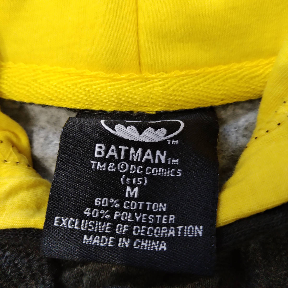 *訳あり*　バットマン　パーカー　Mサイズ　DCコミックス　batman　アメコミ　スウェットシャツ　スタジャン風_画像4