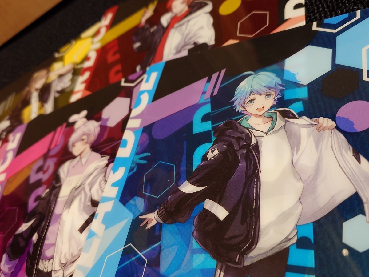 いれいす ファミマ コラボ クリアポスター ないこ りうら 悠佑 いれいす ファミマ コラボ クリアポスター ないこ りうら 悠佑