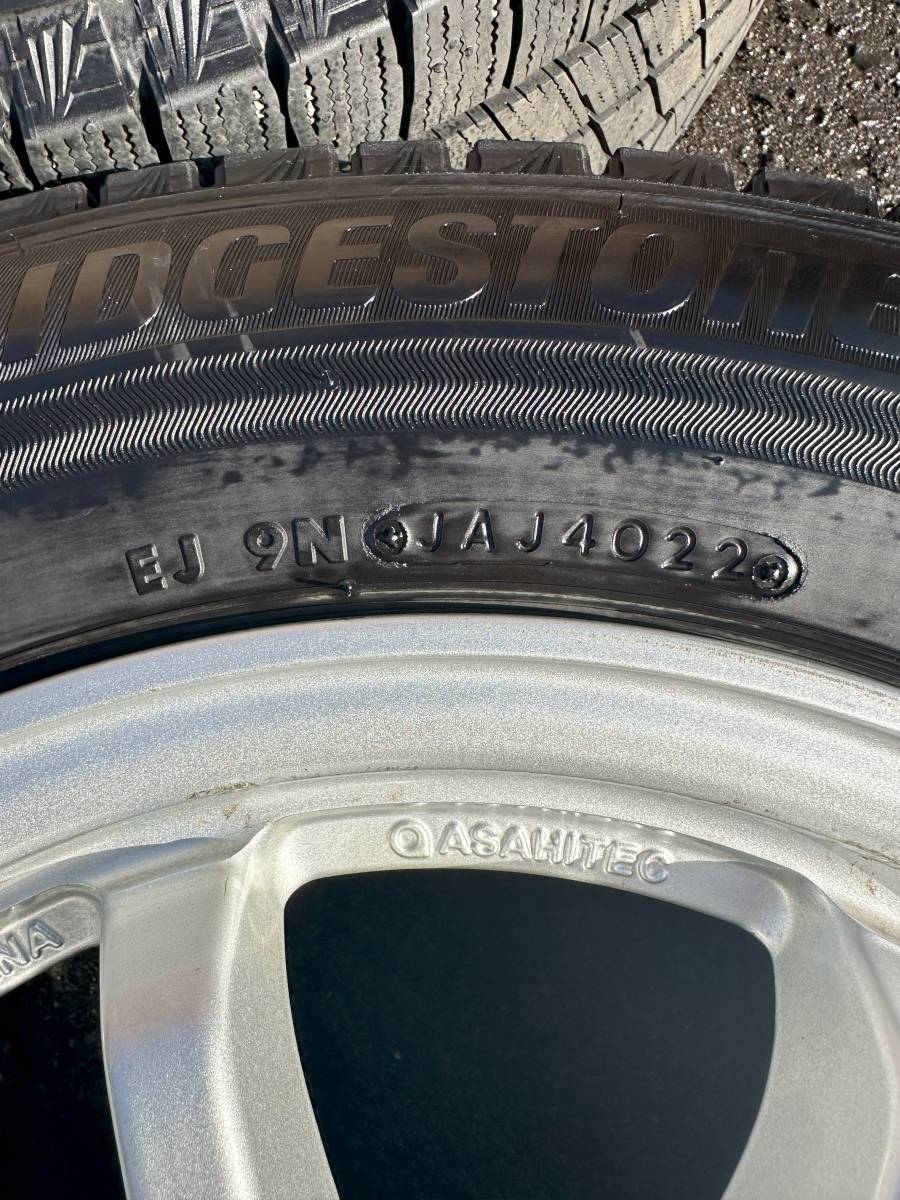 22年製 ブリヂストン ブリザック VRX3 195/65R15 50系 プリウス 純正 4