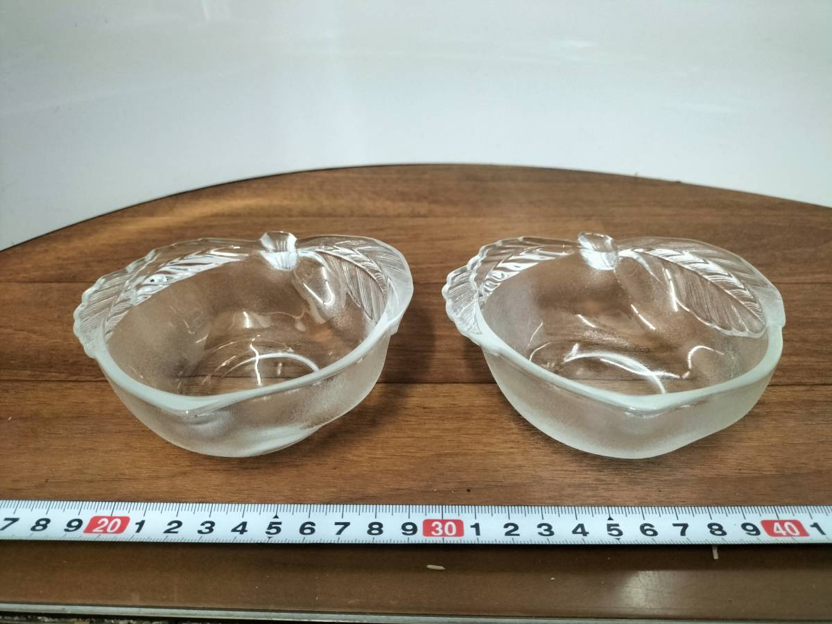 コレクション　昭和　レトロ　アンティーク　小皿　ガラス皿　アップル型　料理皿　2個　まとめて_画像1