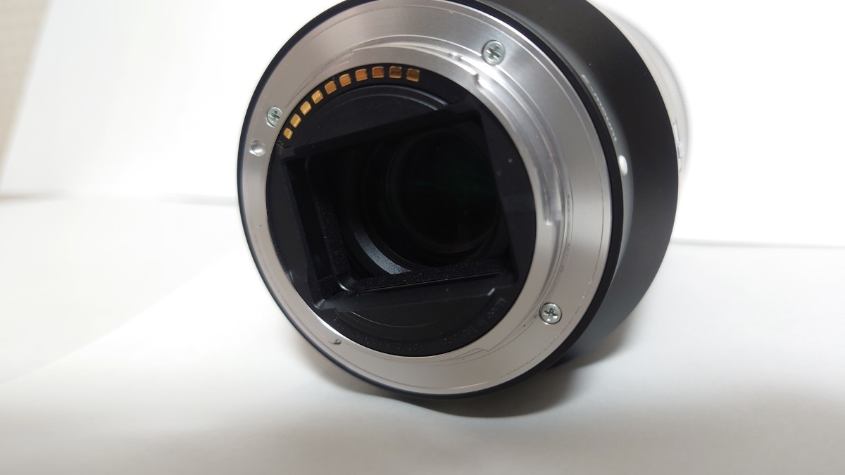 新品同様！　SONY Vario-Tseear T　FE24-70mm F4 ZA OSS SEL2470Z. 極上品！！_画像8