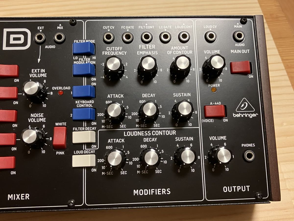 BEHRINGER model D ベリンガー アナログシンセ _画像3