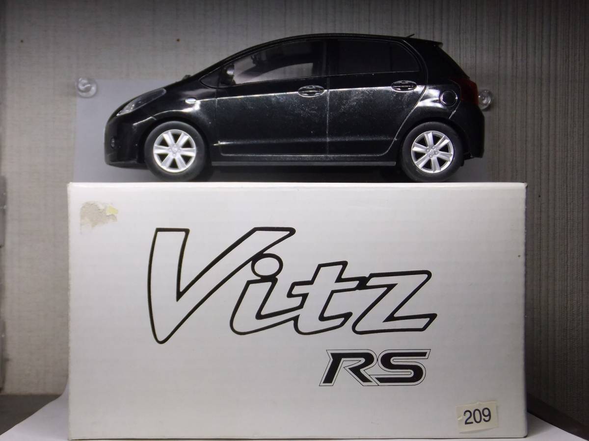 中古★トヨタ純正 カラーサンプル トヨタ ヴィッツ RS 209 ブラックマイカ Vitz_画像3