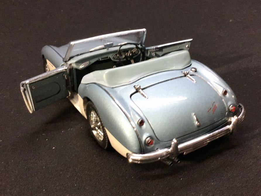 オートアート 1/18 ★ Austin Healey オースチン ヒーレー 3000 MKI 1959 ブルー/ホワイト_画像4