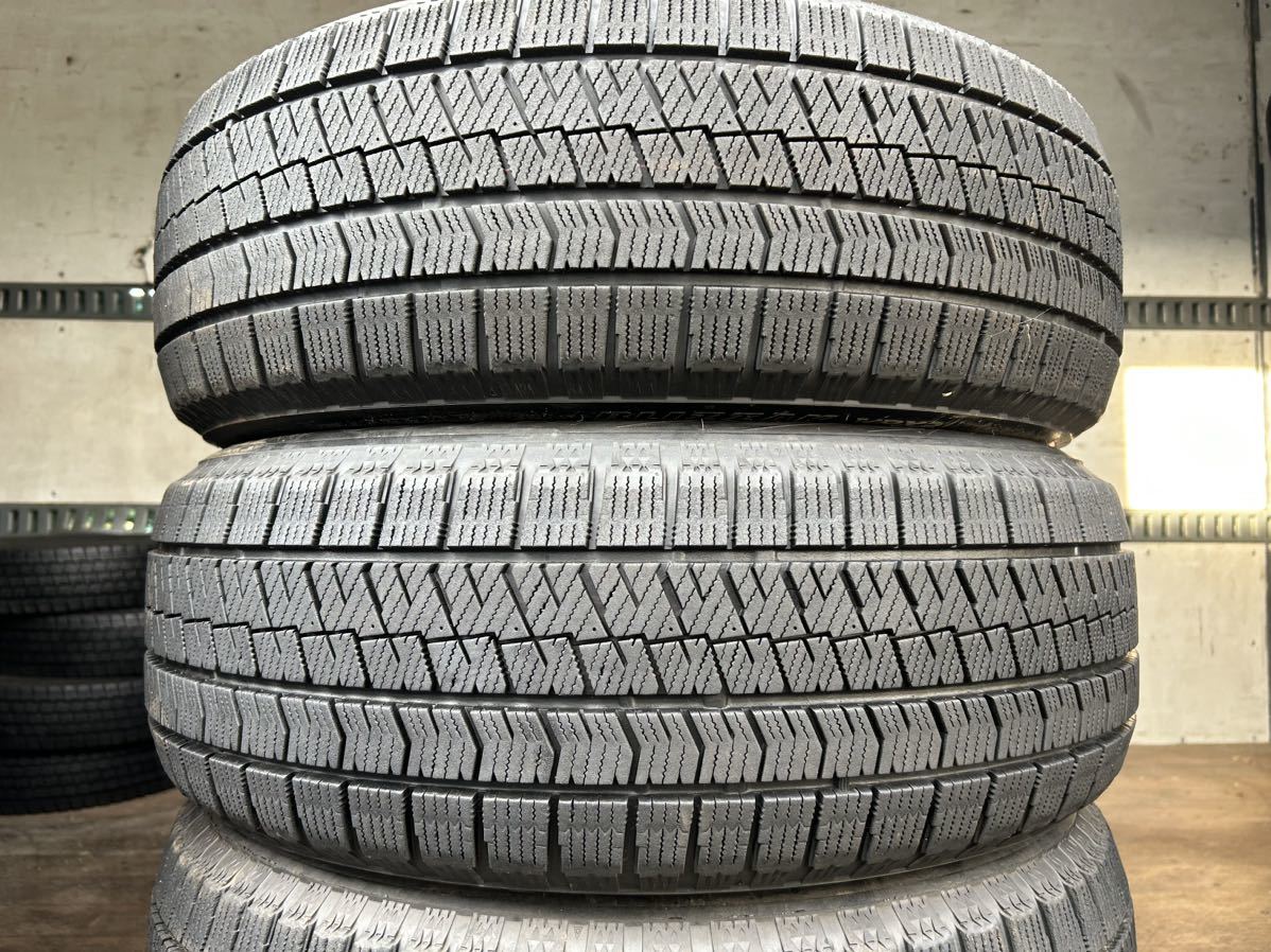 送料無料　215/60R17 96Q ブリヂストン BLIZZAK VRX2. 4本 スタッドレス_画像3