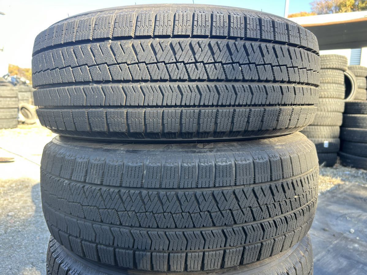 205/60R16 92Qブリヂストン BLIZZAK VRX2 4本セット17年製 スタッドレス _画像3