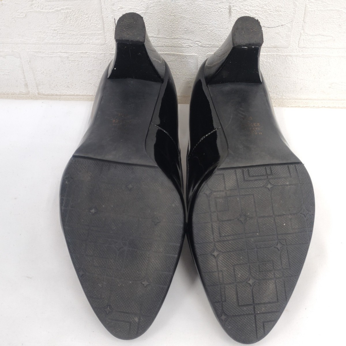 DIANA WELL FIT パンプス ダイアナ エナメル レディース 靴 婦人 黒クロ ブラック ヒール 23.5cm ヒール シューズ ウェル フィット SC_画像8