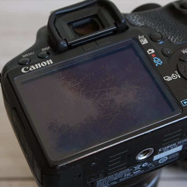 Canon(キヤノン) EOS Kiss X3 一眼レフカメラ 18-55mmズームレンズ バッテリー×３ ソフトケース付 090_画像9
