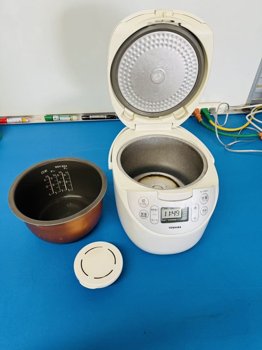 全国配送無料！★TOSHIBA東芝★ジャー炊飯器　1.0L_画像2