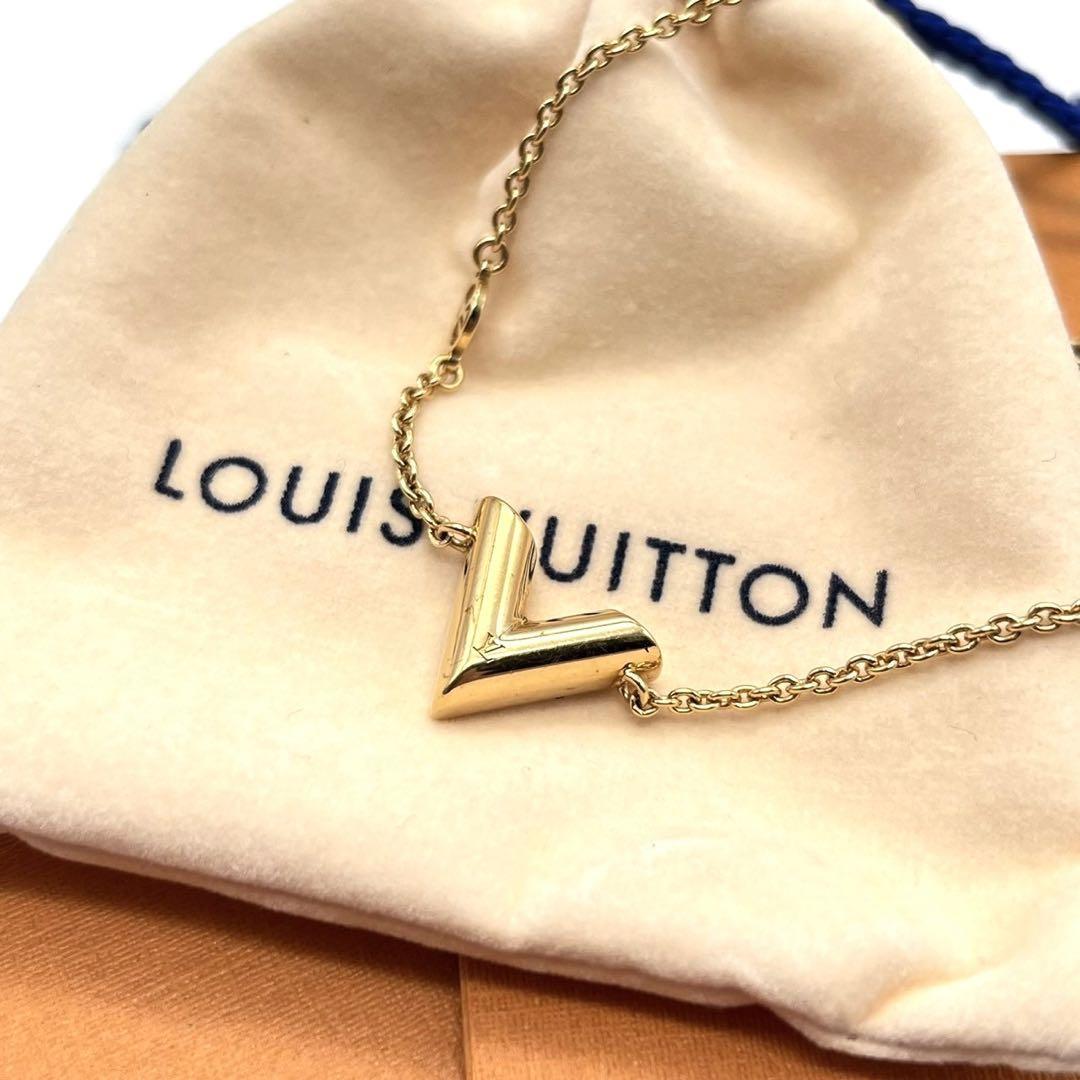 美品）LOUIS VUITTON エセンシャルVブレス ゴールド-