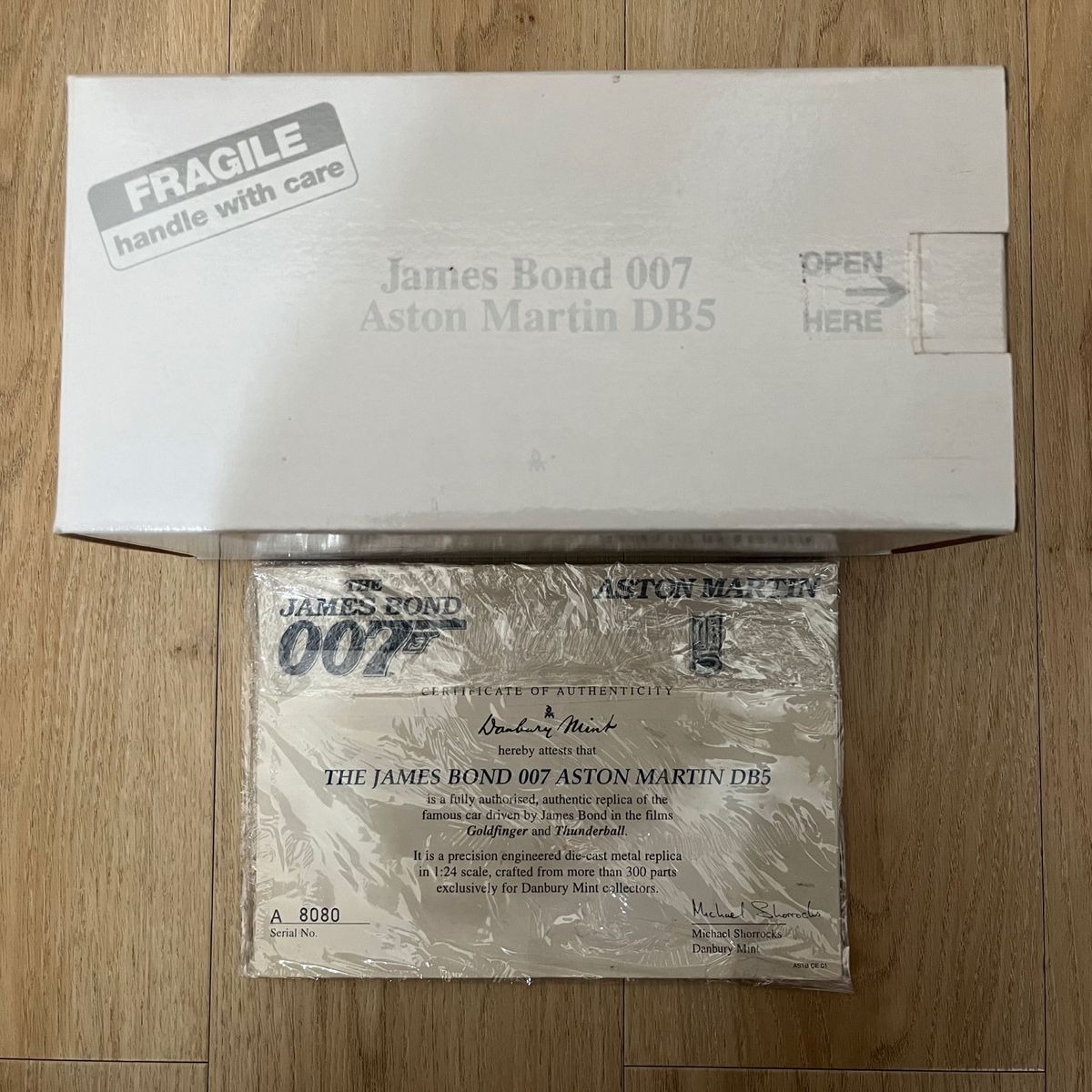 ★絶版品★ ダンバリーミント 1/24 James Bond 007 Aston Martin DB5 ゴールドフィンガー