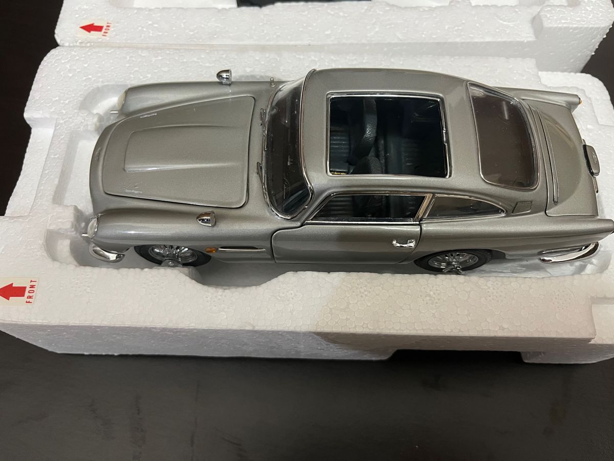 ★絶版品★ ダンバリーミント 1/24 James Bond 007 Aston Martin DB5 ゴールドフィンガー