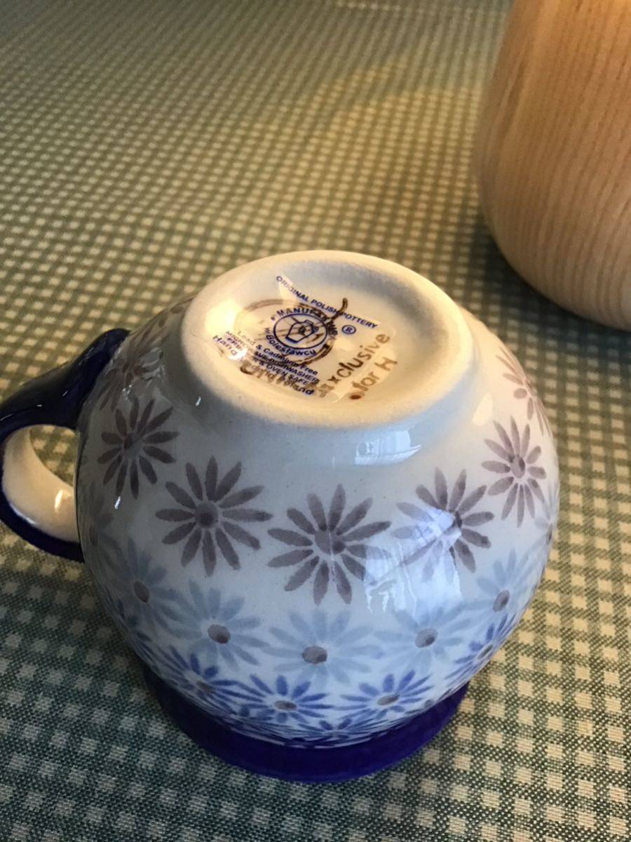 ポーランド　陶器　ポーリッシュポタリー マグカップ　マヌファクトゥラ社　ブルー系のお花　花模様　食器　シックで可愛い　　　　ポーB箱_画像3