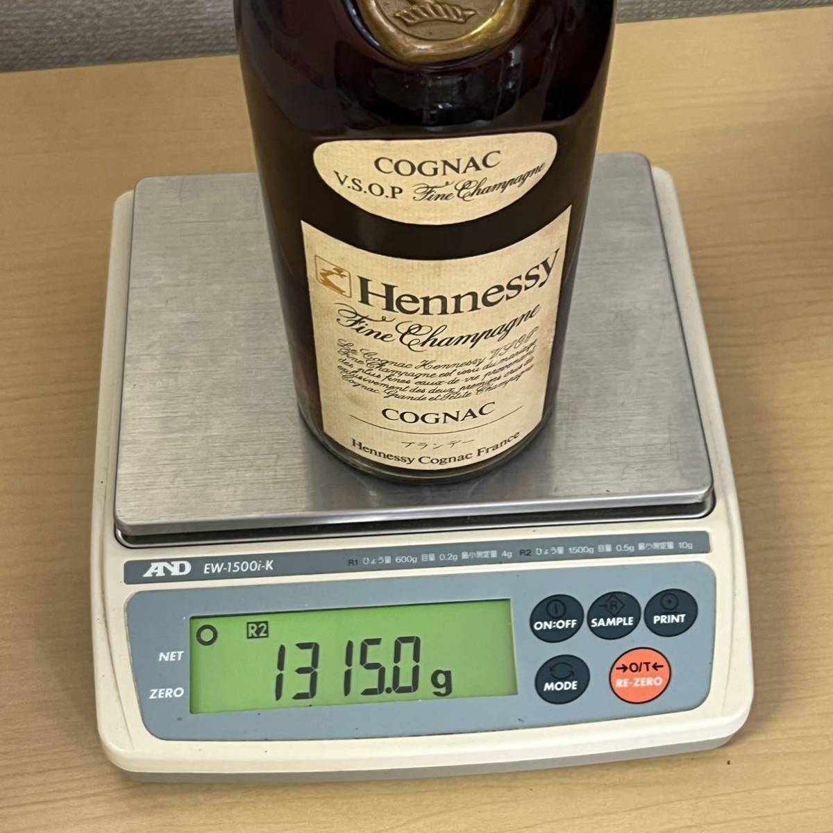 【T1125】※２０歳未満の者に対する酒類の販売はしません※未開栓 ヘネシー Hennessy VSOP スリムボトル ブランデー 700ml 40%古酒 _画像10