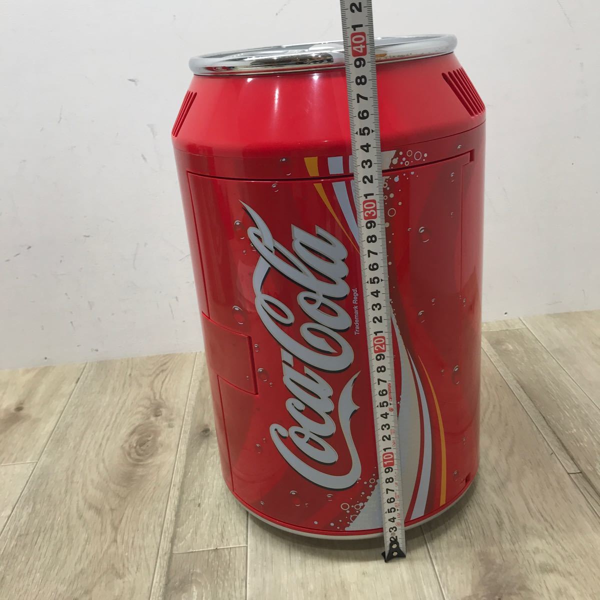 169 D 1円〜 Coca-Cola コカ・コーラ 保冷庫 JD2106CC 冷蔵庫 温冷庫 温蔵庫 車載 家庭用 Coca Cola コカコーラ 中古 現状品_画像4