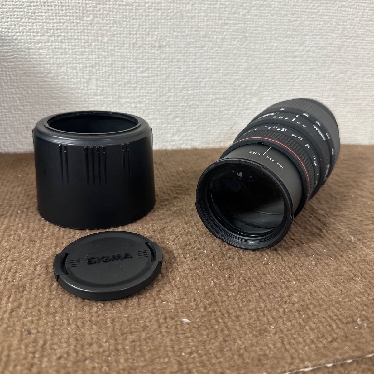 【中古品】SIGMA シグマ APO DG 70-300mm 1.4-5.6 カメラレンズ ケース付き_画像2