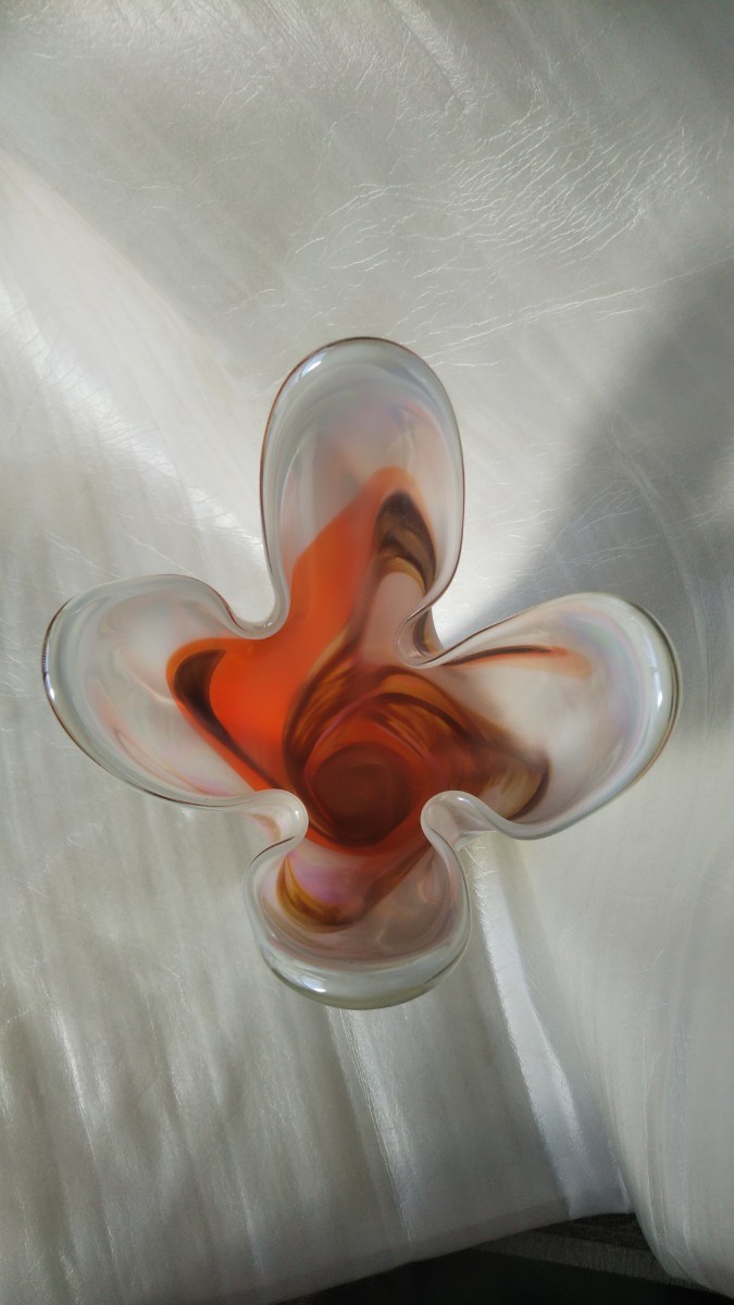 ガラス 花瓶 高さ約４５センチ　ハンドメイド　日本国内製造製品_中もキレイです