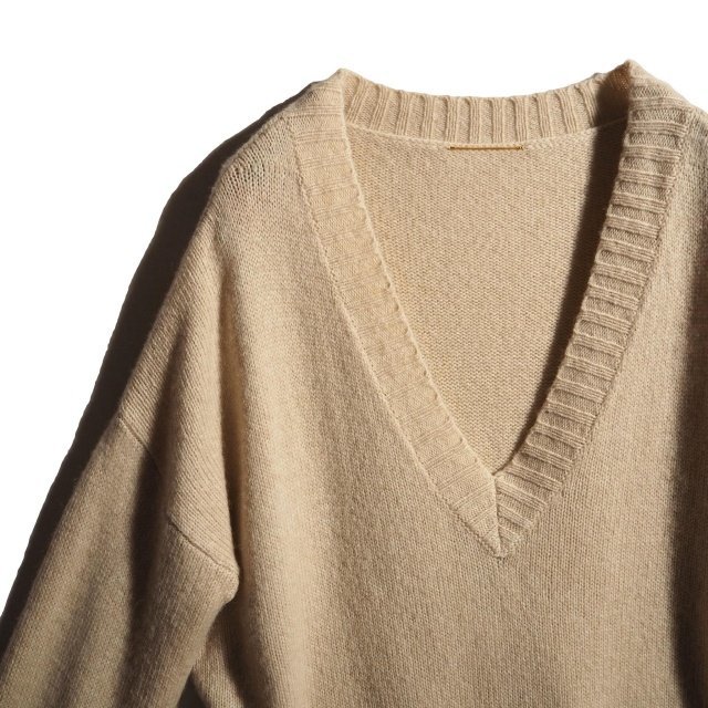 卸し売り購入 ベージュ ニット キャメル ウール Vネック KNIT Basic