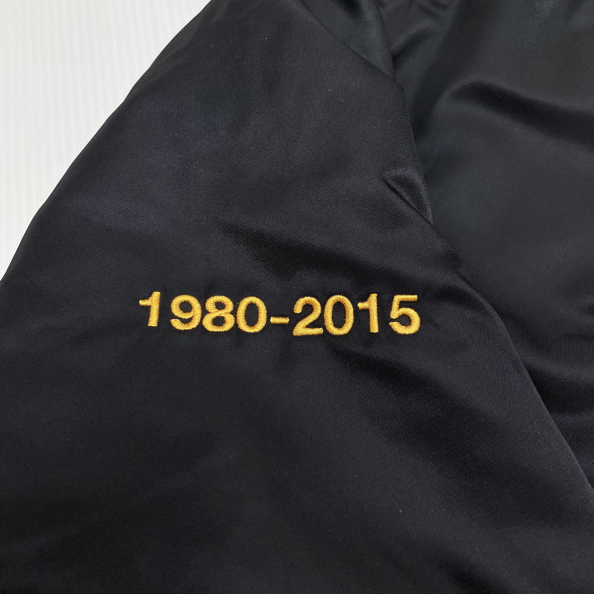 STUSSY × ALPHA ステューシー 35周年 MA-1 XL ブラック 黒 フライトジャケット アルファ コラボ 刺繍 ロゴ_画像4