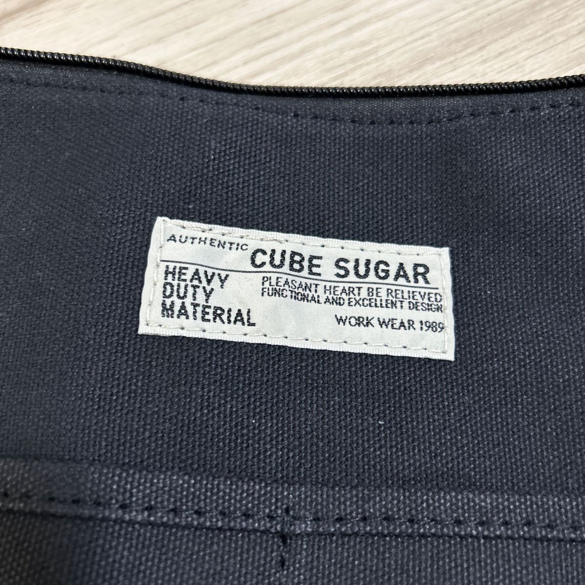 【即完売品】cube sugar／ショルダーBAG BLACK新品（タグ付き）