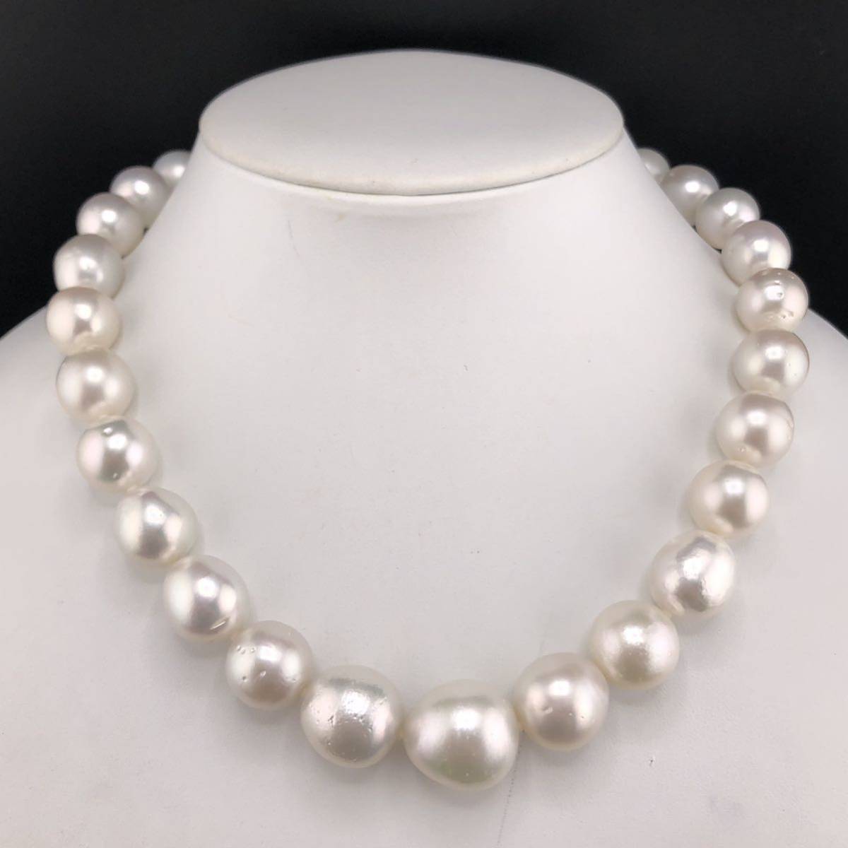 P11-0038 超特大！！南洋パールネックレス 12.0mm~18.00mm 47cm 125.0g (南洋 Pearl necklace SILVER )_画像1