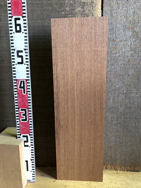 【EG251F】メルバウ 590×177×45㎜ クイラ 一枚板 材料 天然木 無垢材 木材 材木 希少材 乾燥材 銘木《銘木登屋》_画像6