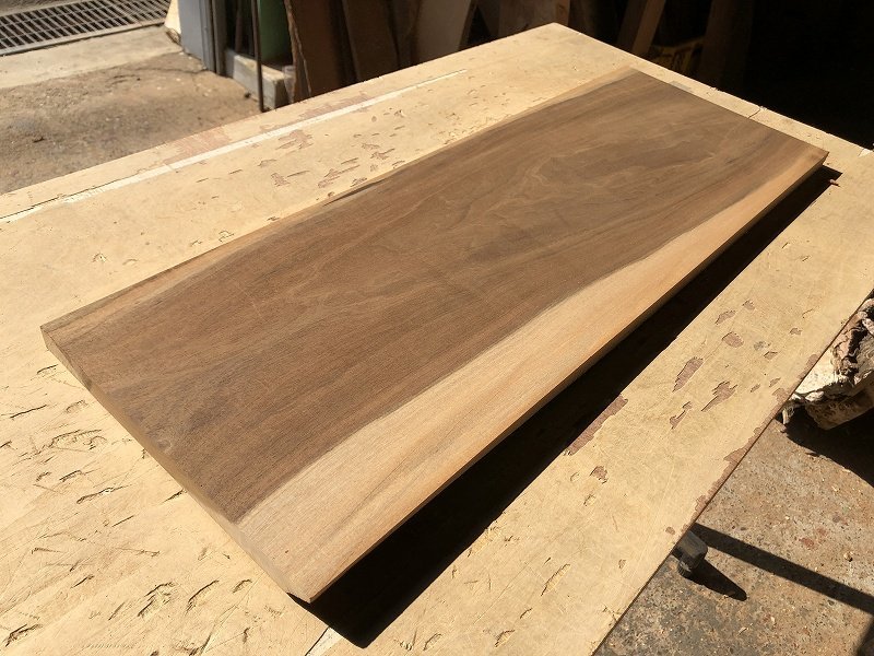 【EK8F】マンソニア 755×265×18㎜ アフリカンブラックウォルナット 一枚板 材料 天然木 無垢材 乾燥材 銘木 材木 木工《銘木登屋》_画像5