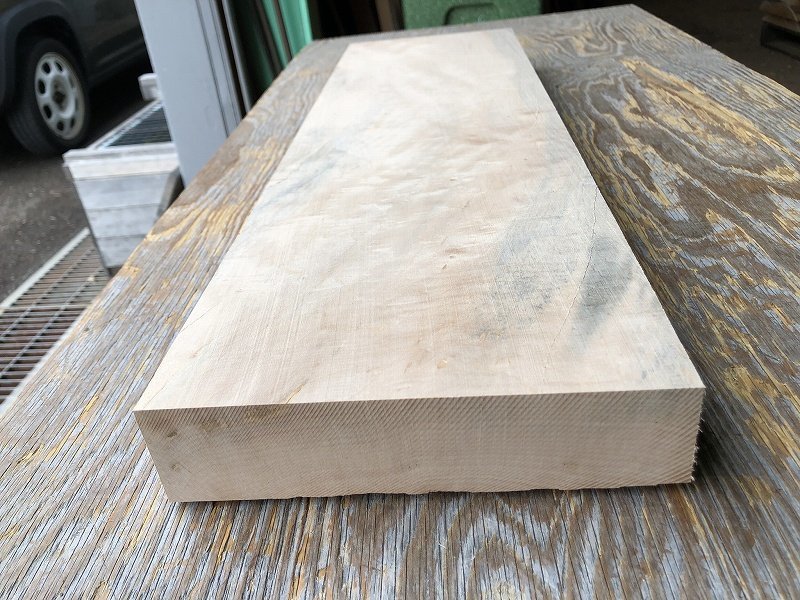 【ED527T】楓 670×193×45㎜ カエデ 極上杢 一枚板 材料 天然木 無垢材 乾燥材 銘木 材木 木工 DIY《銘木登屋》_画像2