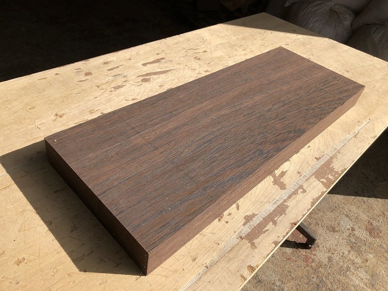 【EJ172】ウエンジ 603×220×49㎜ 一枚板 材料 天然木 無垢材 木材 希少材 乾燥材 銘木 木工 DIY《銘木登屋》_画像3