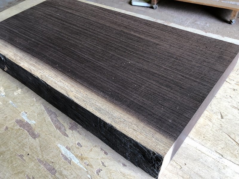 【EJ12】ウエンジ 618×～320×49㎜ 一枚板 材料 天然木 無垢材 木材 希少材 乾燥材 銘木 木工 DIY《銘木登屋》_画像5