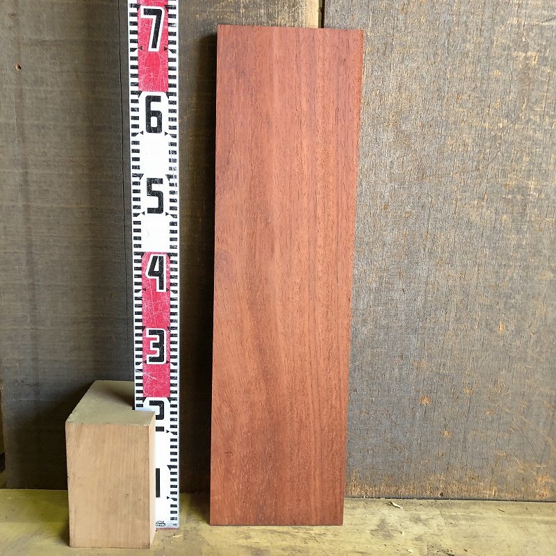 【EJ93U】パドック 689×190×22㎜ 板材 薄板 一枚板 材料 天然木 無垢材 木材 希少材 乾燥材 銘木 DIY《銘木登屋》_画像4