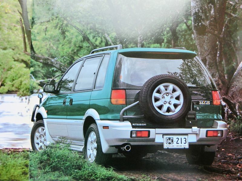 * free shipping! prompt decision!# Mitsubishi RVR sports gear ( first generation previous term N23WG/N28WG type ) catalog *1992 year all 14 page beautiful goods!*MITSUBISHI RVR SPORTS GEAR