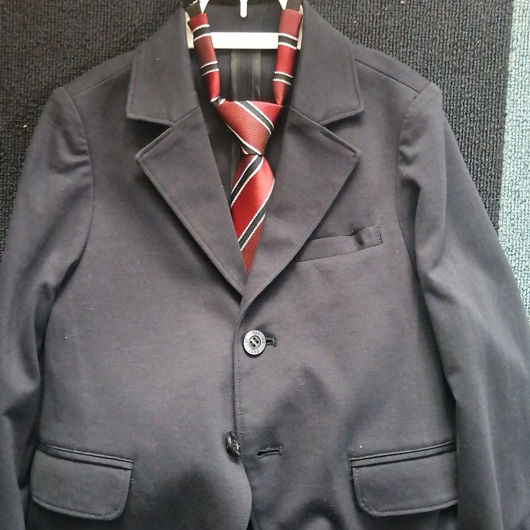 タルティーヌ　エ　ショコラ　卒園式入学式　子供用スーツ　110　シャツ、ネクタイ付