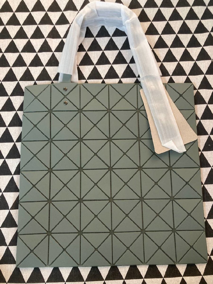 BAO BAO ISSEY MIYAKE バオバオイッセイミヤケ トートバッグ レディース メンズ 中古 ■ PVC ■ グリーン ■ JM_画像2