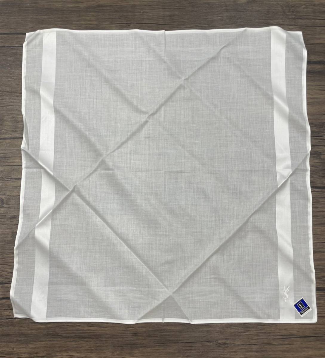 Yves Saint Laurent イヴ サンローラン ハンカチ バンダナ ロゴ刺繍 ホワイト 綿 コットン100％ W49 H49 付属品：箱_画像1